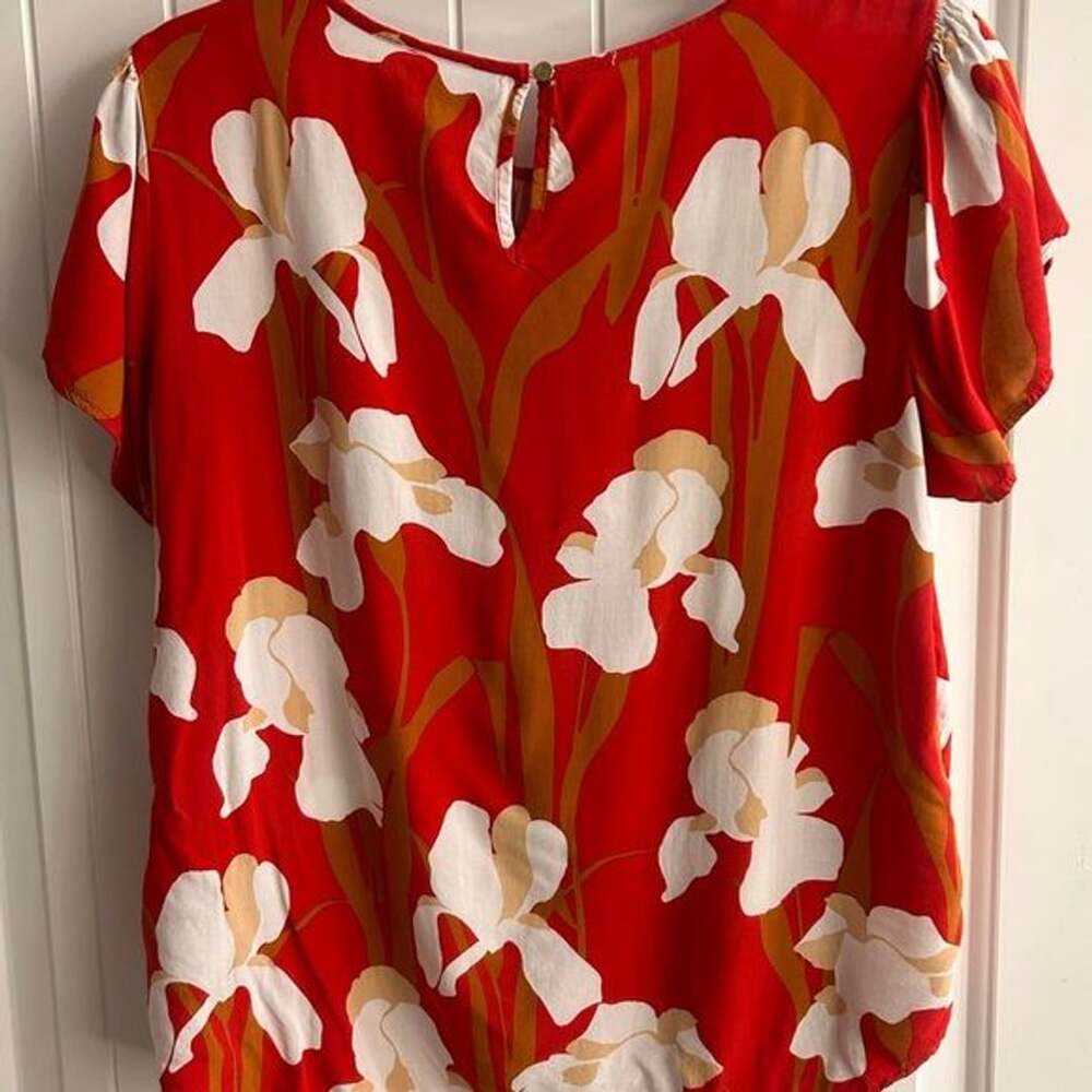 Liz Claiborne Red Floral Iris Print Blouse Flutter Sleeve M - Picture 4 of 8